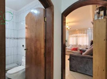 Casa · 224m² · 3 Quartos · 6 Vagas · Sobrado à venda, 224 m² por R$ 680.000,00 - Jardim Rina - Santo André/SP