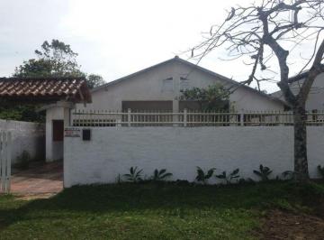 fachada · Casa a venda com 225 m² de área costruída em um lote com 532,00 m² por R$ 640.000 - Pontal do Sul -
