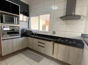 666d01b01c5905a20574f16aaf98716b29344b6b · Casa com 3 dormitórios, 220 m² - venda por R$ 1.380.000 ou aluguel por R$ 6.000/mês - Villa Branca -