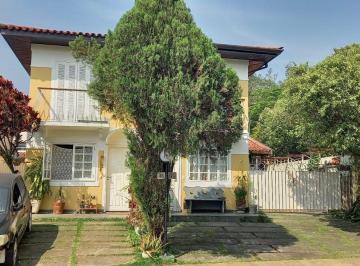 920c4327c678af53d75feb4d15a7c3e02acbdae4 · OPORTUNIDADE PARA REFORMAR - Vendo casa em Condomínio