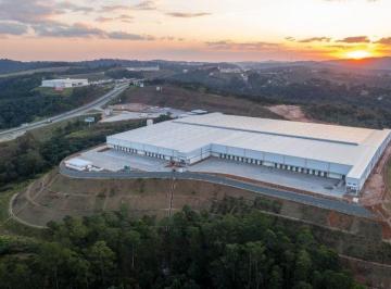 Comercial · 9463m² · 31 Vagas · Galpão para alugar, 9 m² por R$ 283.937/mês - São Roque - São Roque/SP