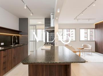 1 · Apartamento reformado com 3 quartos e suíte com closet no Batel