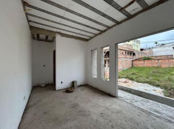 Casa · 98m² · 2 Quartos · 2 Vagas · Casa Duplex à Venda no Bairro Novo Horizonte