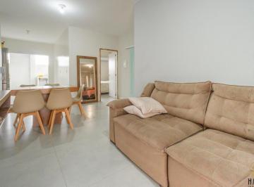 Apartamento · 100m² · 2 Quartos · 1 Vaga · Apartamento na Meia Praia