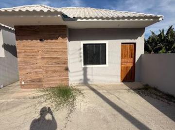 d743c7f14aed37c42ad0d6ea8c10881244837ec8 · Casa com 2 dormitórios à venda, 75 m² por R$ 290.000,00 - Viaduto - Araruama/RJ