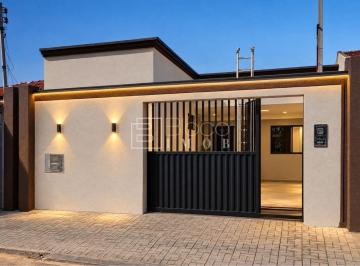 Casa · 112m² · 2 Quartos · 3 Vagas · Casa na QR 617 de Samambaia com 2 quartos e área gourmet