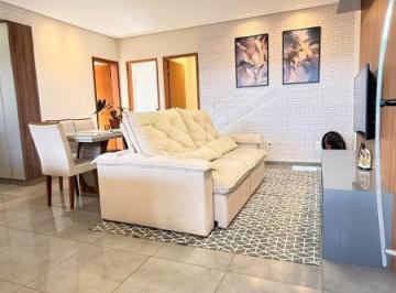 Casa · 56m² · 2 Quartos · 2 Vagas · Casa Geminada com fino acabamento no bairro Duquesa II
