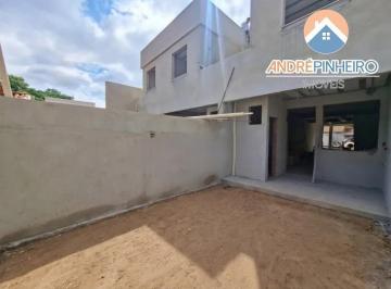 Casa · 117m² · 3 Quartos · 2 Vagas · Casa exclusiva com 3 quartos e suíte à venda no Bairro Rio Branco, em Belo Horizonte