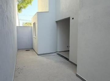 Apartamento · 50m² · 2 Quartos · 1 Vaga · Área privativa exclusiva com 2 quartos no Bairro Maria Helena, em Belo Horizonte
