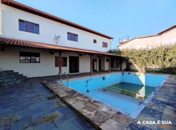 Casa · 420m² · 2 Quartos · 10 Vagas · Casa em Lote de 420m² com 02 Quartos, 10 Vagas e Piscina no Jardim Riacho Das Pedras