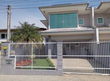 3dcd5f35acb3dc146f90c124f2bf7c4f74206fb0 · Sobrado com 1 suíte + 2 dormitórios à venda, 132 m² por R$ 1.100.000 - Iririú - Joinville/SC