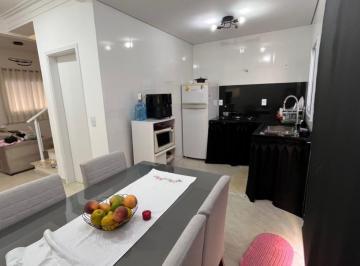 2f05fc0544815426553b29982135996baed3c8b2 · Casa Cond. Res. Américo Figueiredo com 2 Suítes