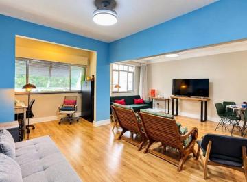 de72e28b5332ef95b9ba3ad814b2bbc5611075df · Apartamento Reformado