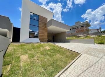 Casa · 250m² · 3 Quartos · 4 Vagas · Casa á venda em Condomínio Jacareí - Jardim Panorama - Residencial Fogaça - 3 Dormitórios - 131m²