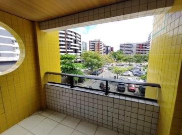 Apartamento · 109m² · 3 Quartos · 2 Vagas · Apartamento com 3 Suítes e Varanda à venda na Jatiuca no Edifício Pietá