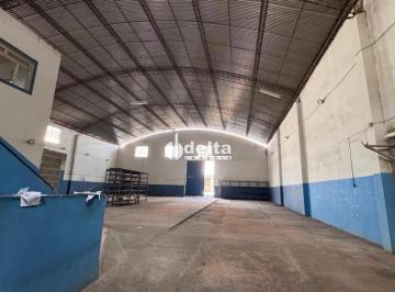Comercial · 1000m² · 10 Vagas · Galpão disponível para locação no bairro Martins em Uberlândia-MG