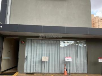 Comercial · 33m² · 1 Vaga · Sala por recepção, atendimento, 2 banheiros privativos e 1 vaga de garagem.