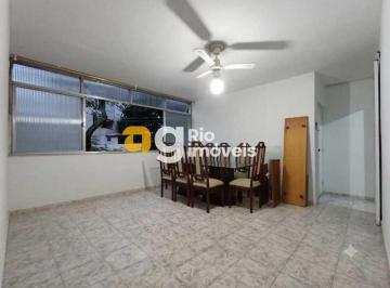 Apartamento · 70m² · 3 Quartos · Apartamento : Padrão / Residencial / Pilares