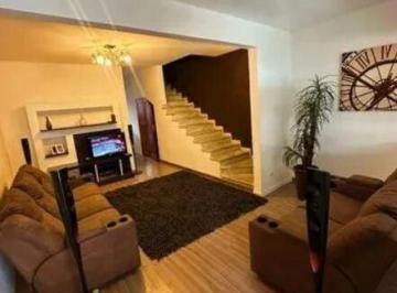 Casa · 210m² · 3 Quartos · 2 Vagas · Sobrado à venda no bairro Jardim das Acácias - São Paulo/SP, Zona Sul
