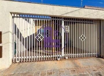 Casa · 69m² · 3 Quartos · 1 Vaga · Casa Terrea a venda com 1252 de area Total e 69,532 de construcao.