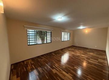 Casa · 196m² · 4 Quartos · 2 Vagas · Casa para Alugar em Vila Paraiso (ao lado escoteiro e Vila dos Medicos), Botucatu