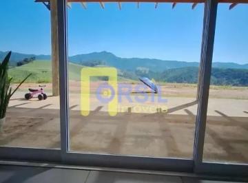 Rural en Venda de 3 quartos · Fazenda / Sítio para venda em Zona Rural de 110.00m² com 3 Quartos, 1 Suite e 2 Garagens
