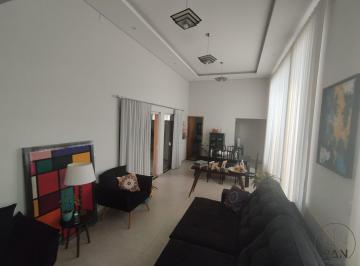 Casa de 4 quartos, Botucatu · Casa de Condomínio para venda em Parque Residencial Nazaré de 355.98m² com 4 Quartos, 4 Suites e 3 G