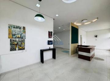 Comercial Aluguel 325m² · Imóvel Comercial para alugar em Vianelo de 199.00m² com 4 Garagens