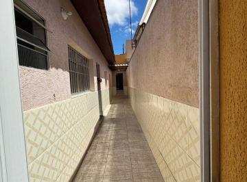 Casa de 3 quartos, Mogi das Cruzes · Casa para venda e aluguel em Alto Ipiranga de 90.00m² com 3 Quartos e 2 Garagens