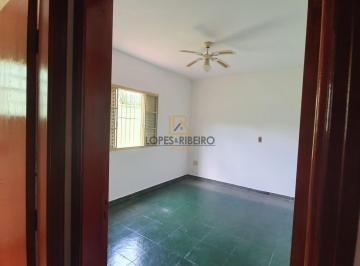 Casa de 4 quartos, Botucatu · Casa para venda em Jardim Bandeirantes de 147.00m² com 4 Quartos, 1 Suite e 3 Garagens