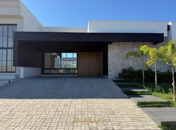 Casa · 193m² · 3 Quartos · 4 Vagas · Casa de Condomínio para venda em Jardim Residencial Dona Maria Candida de 193.00m² com 3 Quartos, 3