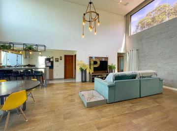 Casa · 350m² · 5 Quartos · Casa de Condomínio para venda em Colinas De Inhandjara de 350.00m² com 5 Quartos e 4 Suites