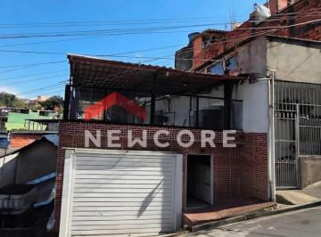 Casa · 300m² · 2 Quartos · 1 Vaga · Casa em Rua Nicolau Gentile - Jardim Clementino - Taboão da Serra/SP
