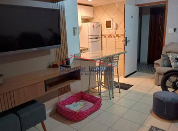 Apartamento · 35m² · 1 Quarto · 1 Vaga · Kitnet prédio de frente para a praia, com vista para o mar no Embaré
