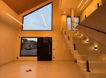 Casa · 200m² · 4 Quartos · 3 Vagas · SOBRADO PARA LOCAÇAO NO CONDOMÍNIO BRISAS DO LAGO - JUNDIAÍ/SP
