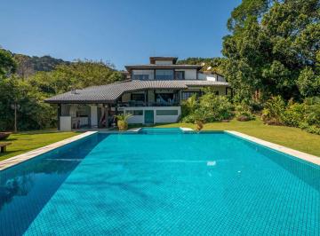 Casa de 4 quartos, São Sebastião · Casa à Venda em Maresias com Vista para o Mar