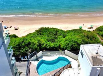 Apartamento · 78m² · 2 Quartos · 1 Vaga · Apartamento à venda na Enseada Azul, Guarapari – Frente mar na Praia de Peracanga | 2 quartos com vi