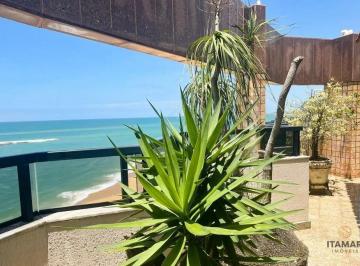 Apartamento · 350m² · 4 Quartos · 3 Vagas · Cobertura à venda próxima ao centro de Guarapari e de frente para o mar