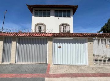 Casa · 300m² · 4 Quartos · 1 Vaga · Casa a venda na praia do Morro em Guarapari- ES.