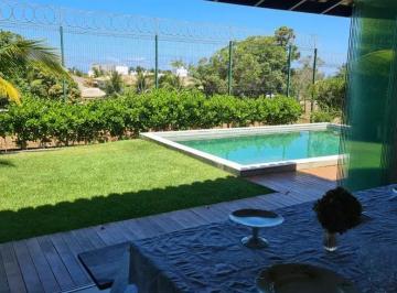 Casa de 4 quartos, Peruíbe · Casa de 230 m² com 4 quartos à venda no Centro Peruibe SP