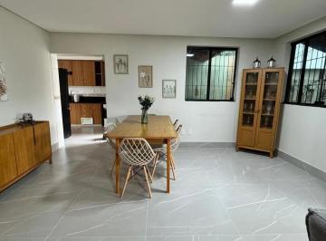 Casa · 220m² · 4 Quartos · 1 Vaga · Casa à venda - em Santa Mônica