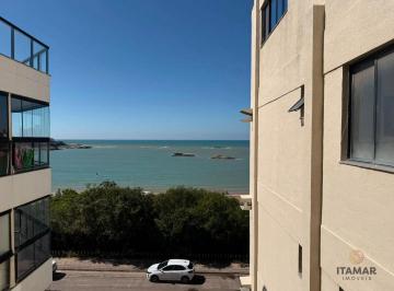 Apartamento · 55m² · 1 Quarto · 1 Vaga · Apartamento à venda na Praia de Peracanga – Enseada Azul | Vista lateral para o mar por apenas R$ 55