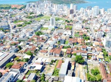 Casa · 216m² · 4 Quartos · 5 Vagas · Casa à venda na Praia do Morro - Guarapari/ES é nas Imobiliárias Itamar Imóveis