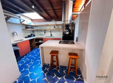 Casa · 57m² · 2 Quartos · 1 Vaga · Casa para locação anual na Enseada Azul