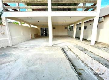 Casa · 250m² · 3 Quartos · 3 Vagas · Casa com 3 quartos com suite para alugar, 250 m² por R$ 5.000/mês - Muquiçaba - Guarapari/ES