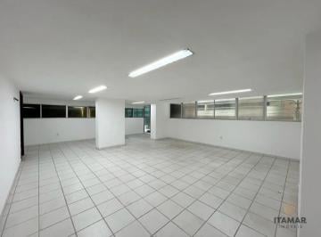 Comercial · 600m² · Loja e sobrelojas para locação anual na praia do morro. Guarapari- ES