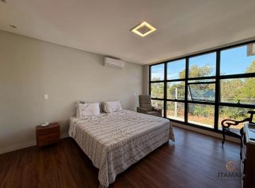 Casa · 320m² · 4 Quartos · 4 Vagas · Casa Duplex de Alto Padrão à Venda em Nova Guarapari – 4 Suítes, Piscina e Acabamento de Luxo