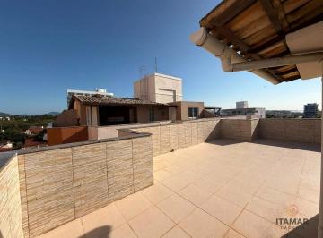 Apartamento · 135m² · 3 Quartos · 1 Vaga · Cobertura à venda na Enseada Azul, Guarapari – 3 quartos, vista para o mar e lazer completo.