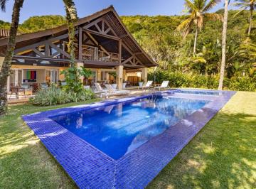 Casa de 7 quartos, São Sebastião · Casa Pé na Areia à Venda na Praia da Baleia