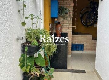 Casa · 145m² · 3 Quartos · 2 Vagas · Casa à venda no Bairro Granada com 3 quartos sendo 2 suítes e varanda gourmet